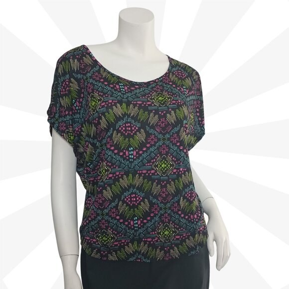 Annabelle Multicolor Scoop Neck Short Sleeve Top Size L Bohemian Crochet Accent - Picture 1 of 7